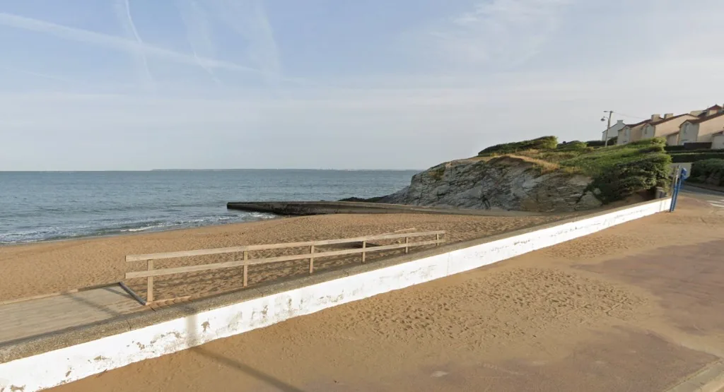 Plage de Saint-Michel-Chef-Chef, le bord de mer à deux pas